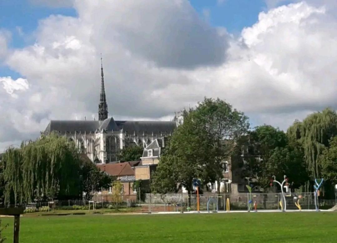 Maison Confortable, Terrasse Et Jardin A Amiens Dış mekan fotoğraf
